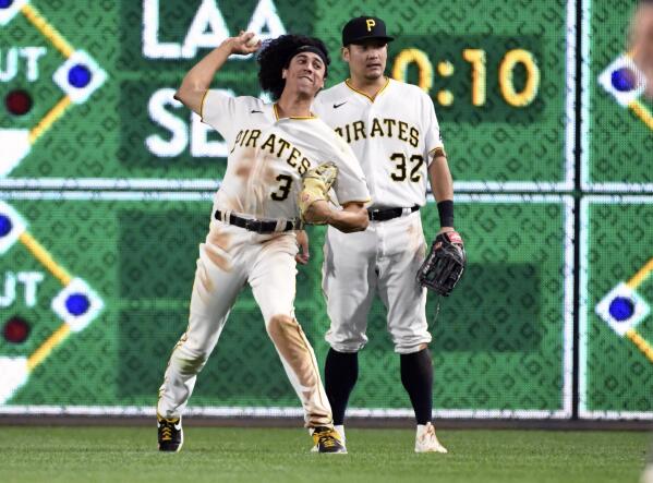 Tucker makes great grab hits grand slam Pirates beat Reds
